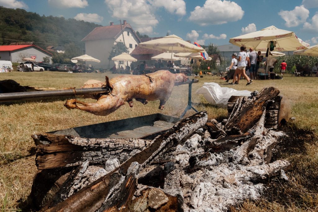 Održana 5. Jagnjijada u Donjoj Ljuboviđi, opština Ljubovija.