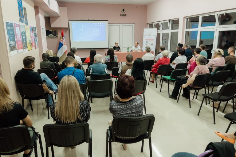 U Ljuboviji su u ponedeljak počele „Duhovne svečanosti Azbukovice“, manifestacija sa ciljem promocije, negovanja i afirmisanja naše nacionalne kulture, vrednosti i istorije pravoslavne vere.