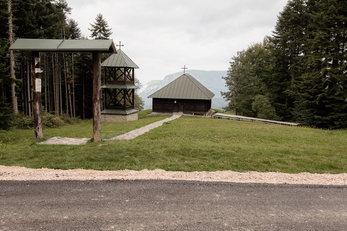 02.10.2023. asfaltiranje puta na Bobiji 9