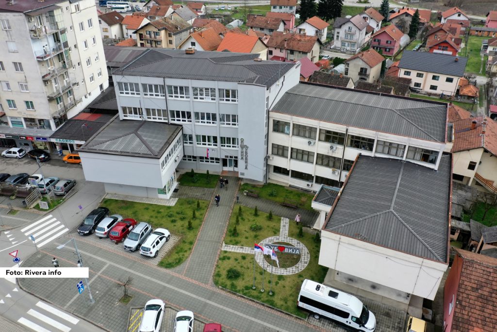 Predsednik Privremenog organa opštine Ljubovija Milan Jovanović zakazao je konstitutivnu sednicu Skupštine opštine za 25. januar 2024. godine.