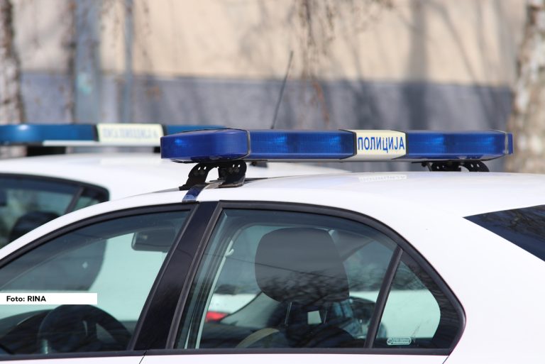 Pripadnici Ministarstva unutrašnjih poslova, Odeljenja za borbu protiv korupcije UKP, u saradnji sa Posebnim odeljenjem za suzbijanje korupcije Višeg javnog tužilaštva u Novom Sadu, uhapsili su A. D. (1992) iz okoline Pećinaca, zbog postojanja osnova sumnje da je izvršio krivično delo pronevera.