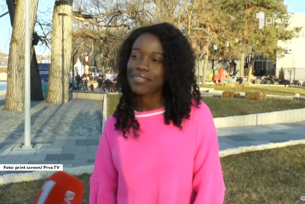 Na društvenim mrežama osvanuo je sraman profil pod nazivom „Crnac spotted Srbija”, koji širi i promoviše rasizam, govor mržnje i neovlašćeno deli i objavljuje video snimke i fotografije ljudi afričkog porekla koji žive u našoj zemlji.