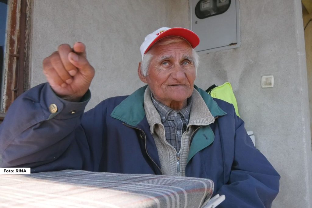 Dragiša Jovanović zvani Dragče iz sela Jovanovac kod Kragujevca dokaz je da nema smrti bez sudnjega dana. On je pre 30 godina sazvao ljude na svoju sahranu, platio sveštenika i grobara, pozdravio se sa ovim svetom, jer su mu lekari zbog teškog oblika karcinoma grla prognozirali svega tri meseca života. Međutim, dogodilo se pravo čudo, Dragče i danas posle tri decenije živi svoj život, a lekari koji su ga "već videli mrtvog", svi su na onom svetu završili pre njega.