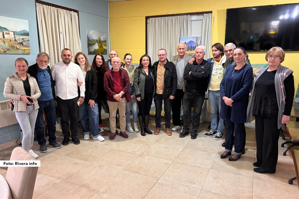 U petak je u Ljuboviji završena četvrta po redu Međunarodna likovna kolonija “Drinska lasta 2024”. Likovna kolonija trajala je sedam dana, a okupila je 9 slikara, među kojima su jedan Rus, jedna Ruskinja i jedan Ukrajinac. Sve troje završili su akademije u Rusiji, odnosno Ukrajini, a u Srbiji se osećaju kao kod kuće.