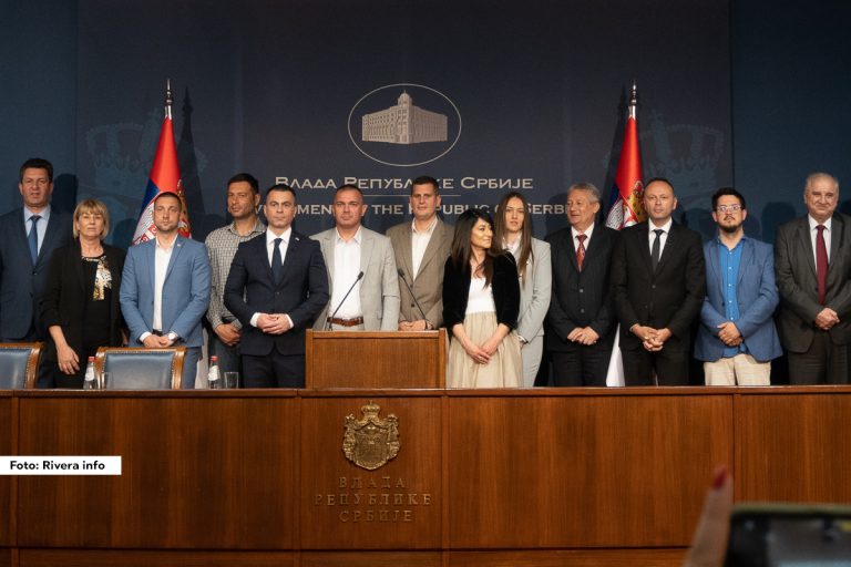 Danas je u Vladi Republike Srbije, predsednik opštine Osečina, Nikola Tomić sa ministrom zaduženim za koordinaciju aktivnosti i mera u oblasti odnosa sa dijasporom, Đorđem Milićevićem, potpisao Ugovor za organizaciju tematskog letnjeg kampa za mlade iz dijaspore i regiona.