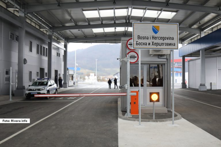 Most u mestu Karakaj koji povezuje Zvornik i Mali Zvornik biće zatvoren od 8. aprila za vozila teža od pet tona.