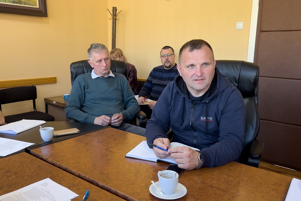 sednica Opstinskog veca opstine Ljubovija Rivera info 05
