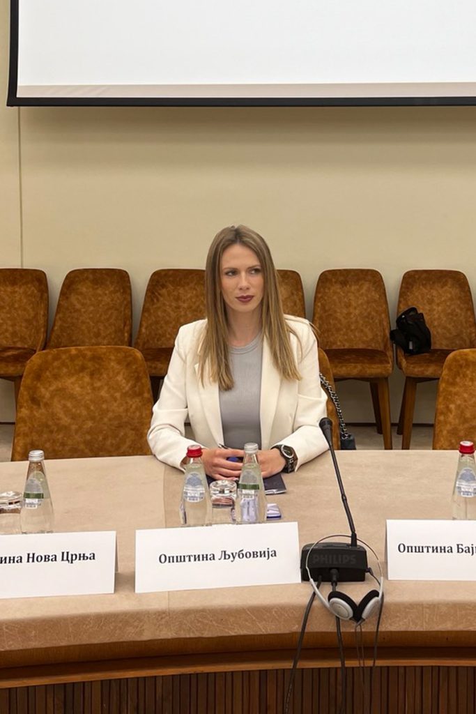 Kancelarija za mlade Ljubovija Rivera info 02