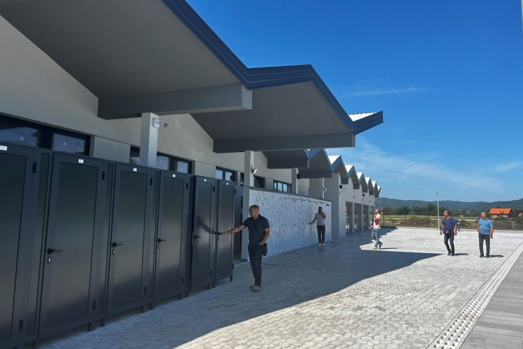Foto Primopredaja radova bazen 2