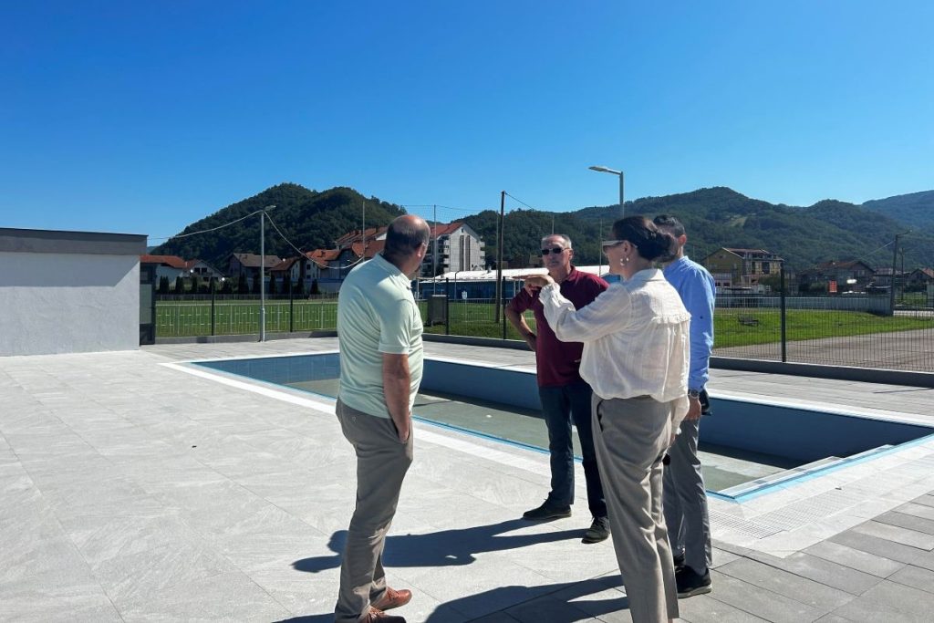 Foto Primopredaja radova bazen 4
