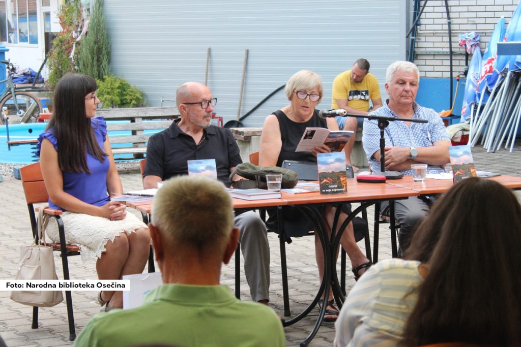 U subotu, 20. jula 2024. godine na bazenima Sportskog centra „Osečina“ pred brojnim poštovaocima pisane reči i zavičajnih tema predstavljena je prva knjige Milana Mite Miloševića „PRIČE IZ MOJE VAROŠICE“.