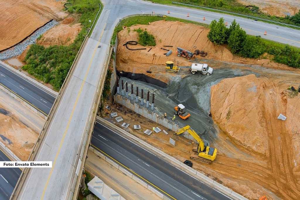 Drugog dana boravka u Podrinju, predsednik Srbije Aleksandar Vučić obišao je radove na brzoj saobraćajnici Šabac-Loznica kod mosta u Štitaru. On je izjavio da se završetak radova očekuje do sredine decembra, naglasivši da će put biti otvoren do Svetog Nikole. 