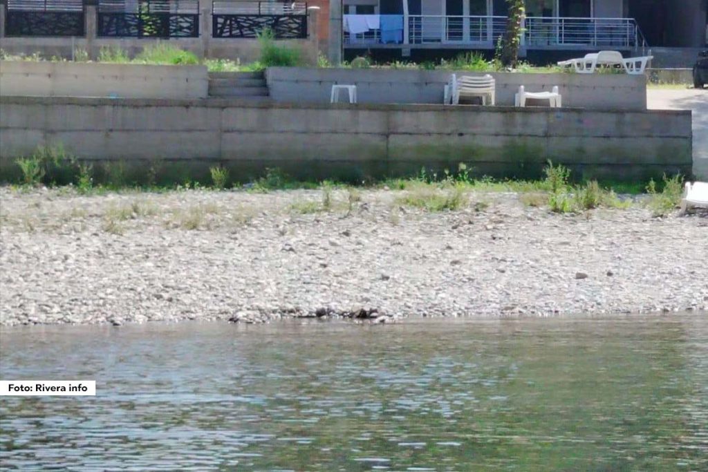 Telo dvanaeste žrtve tragičnog događaja koji se odigrao na reci Drini, kada se prevrnuo čamac sa iregularnim migrantima, pronađeno je danas nedaleko od mesta nesreće.