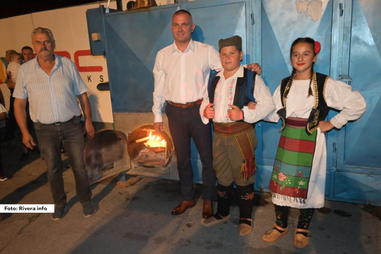 Osečina je sinoć po 19. put potpaljivanjem sušare za šljive započela sajamske dane.