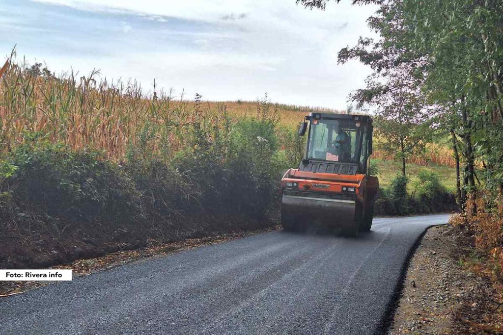Nakon Sajma šljiva u Osečini 2022. godine koji je otvorio predsednik Republike Srbije Aleksandar Vučić, za Osečinu kreće novo poglavlje razvoja putne infrastrukture. Posle više godina pauze tada su započeti radovi na asfaltiranju opštinskih i nekategorisanih puteva.