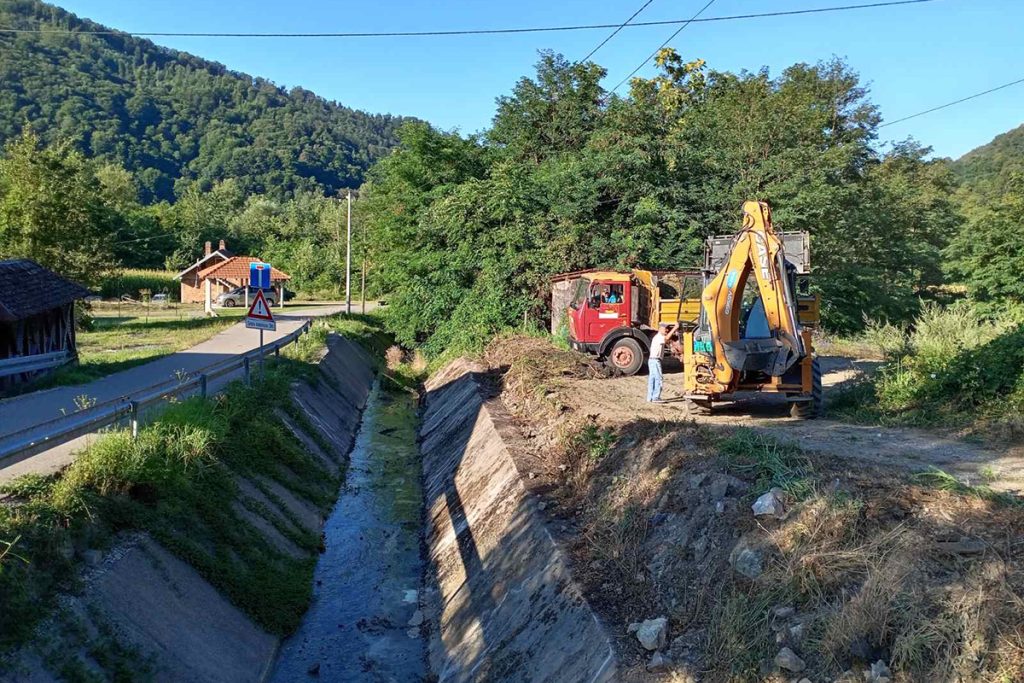 ciscenje recnih korita Rivera info 01