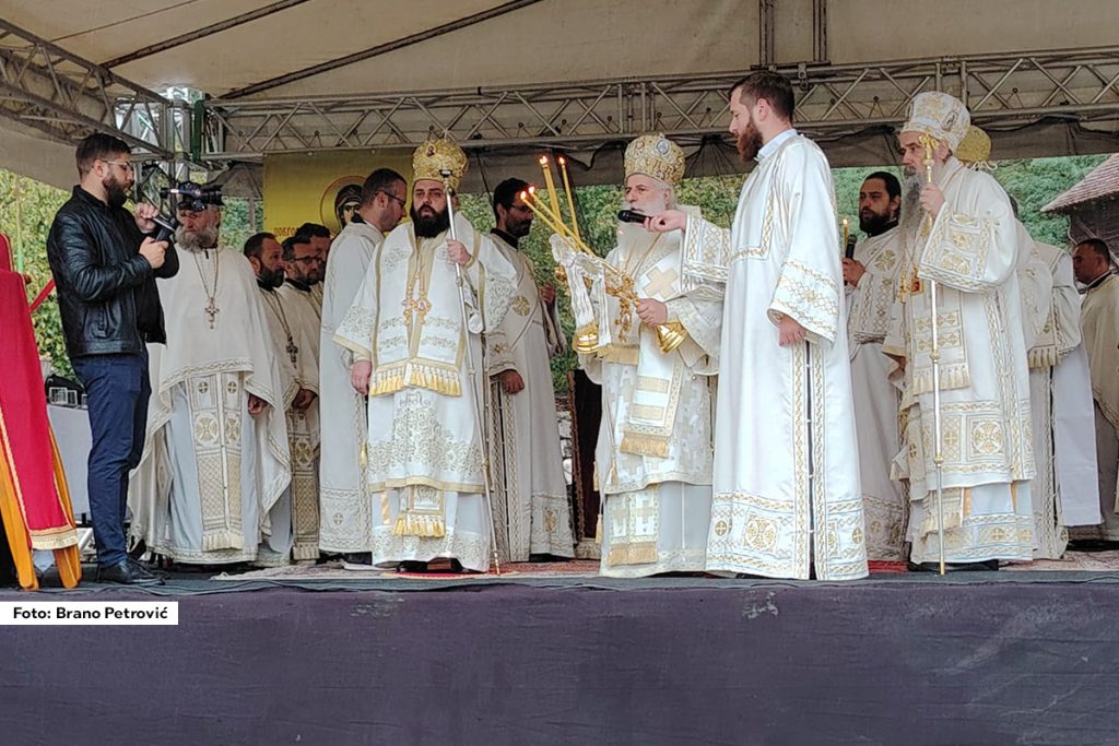 U manastiru Svetog Nikolaja Žičkog u Soko Gradu kod Ljubovije, u nedelju, na praznik Sabora srpskih svetitelja, Eparhija šabačka liturgijski je proslavila 20 godina od osvećenja i 30 godina od početka izgradnje ovog manastira.