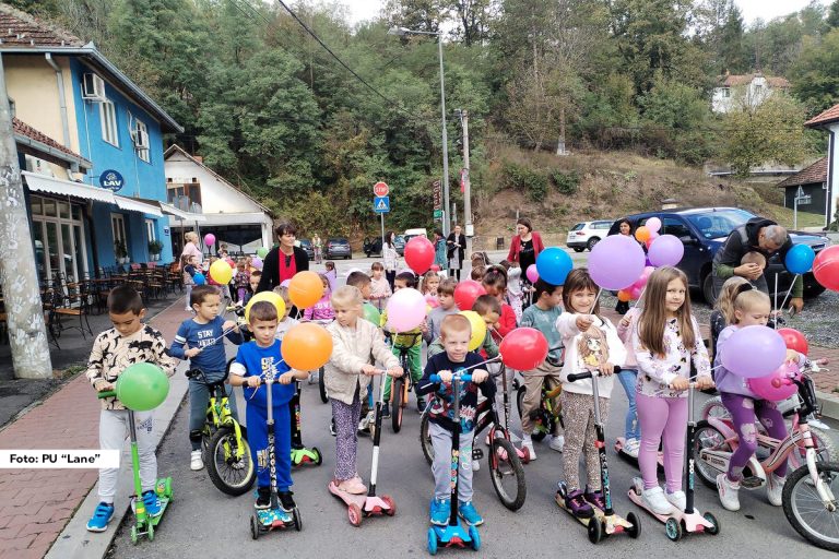 Od 16. do 22. septembra svake godine organizuje se manifestacija Evropska nedelja mobilnosti. Ova manifestacija ima za cilj da favorizuje nemotorizovane vidove prevoza u odnosu na automobilski saobraćaj koji koristi fosilna goriva, a sve u cilju unapređenja životne sredine. I ove godine jedan od učesnika