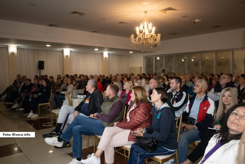 Čačak je i ove godine bio domaćin konferencije "Dani inspektora Srbije" koja je okupila oko 400 inspektora sa svih nivoa državne organizacije. Od 16 do 19. oktobra u hotelu Livade, u organizaciji Udruženja "Mreža inspektora Srbije" pored druženja, sportskih igara i razmene iskustava, insp
