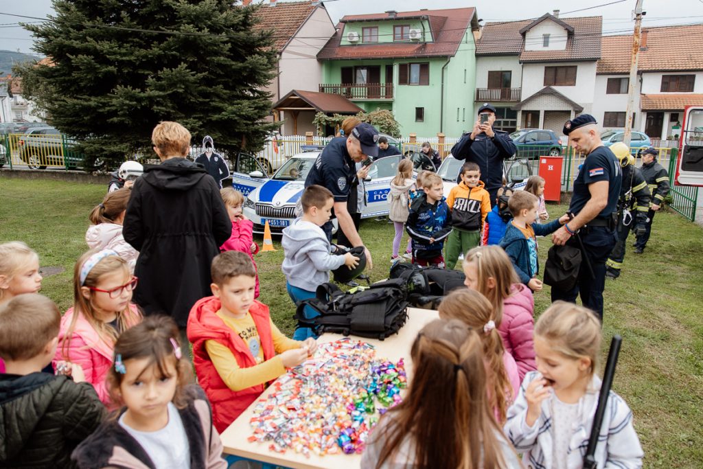 Rivera info upoznavanje sa Policijom deA ja nedelja 30