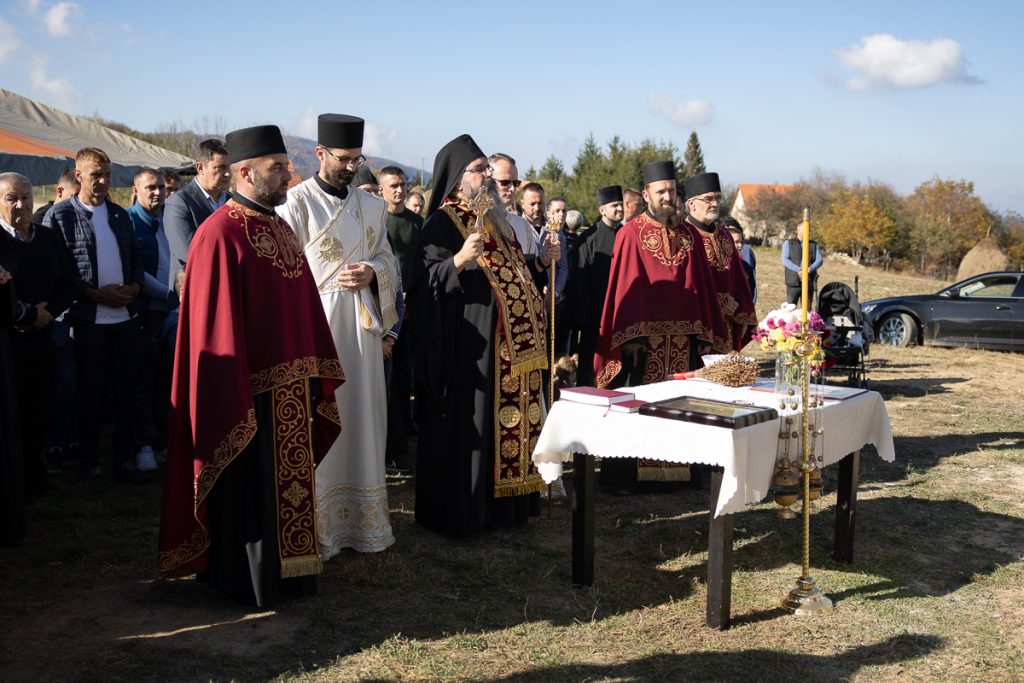 30.10.2024. osvecenje krstova i zvona u Gornjim Kosljama i Lonjinu 13
