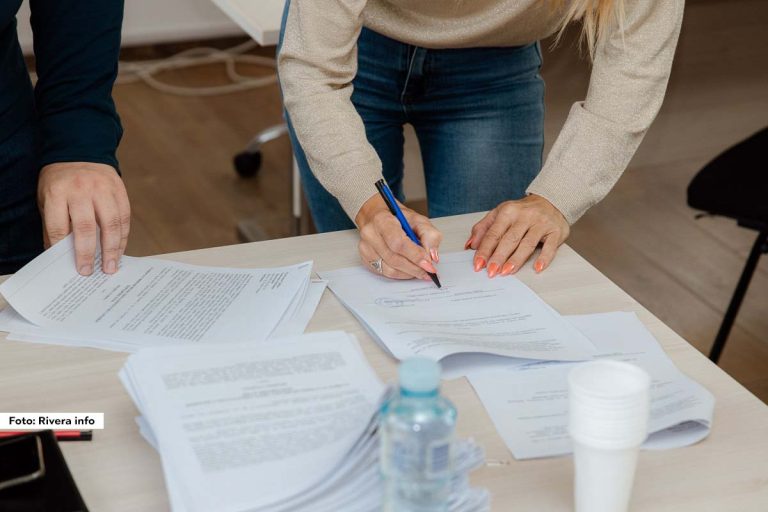 Opština Ljubovija poziva sve građane kojima su odobrena sredstva za sufinansiranje podsticaja po Programu mera podrške za sprovođenje poljoprivredne politike i politike ruralnog razvoja za 2024. godinu da dođu na potpisivanje rešenja o dodeli sredstava, koje će se održati u utorak, 24. decembra 2024. godine, u sali bioskopa u Ljuboviji sa početkom u 11 časova.