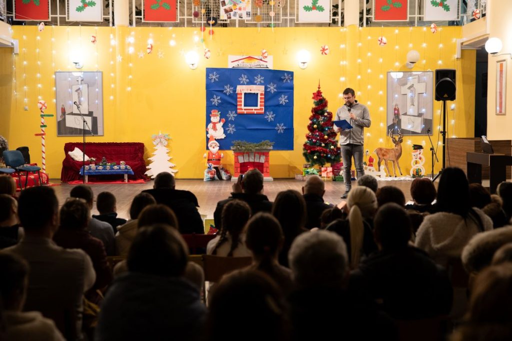 25.12.2024. koncert u osnovnoj skoli 9