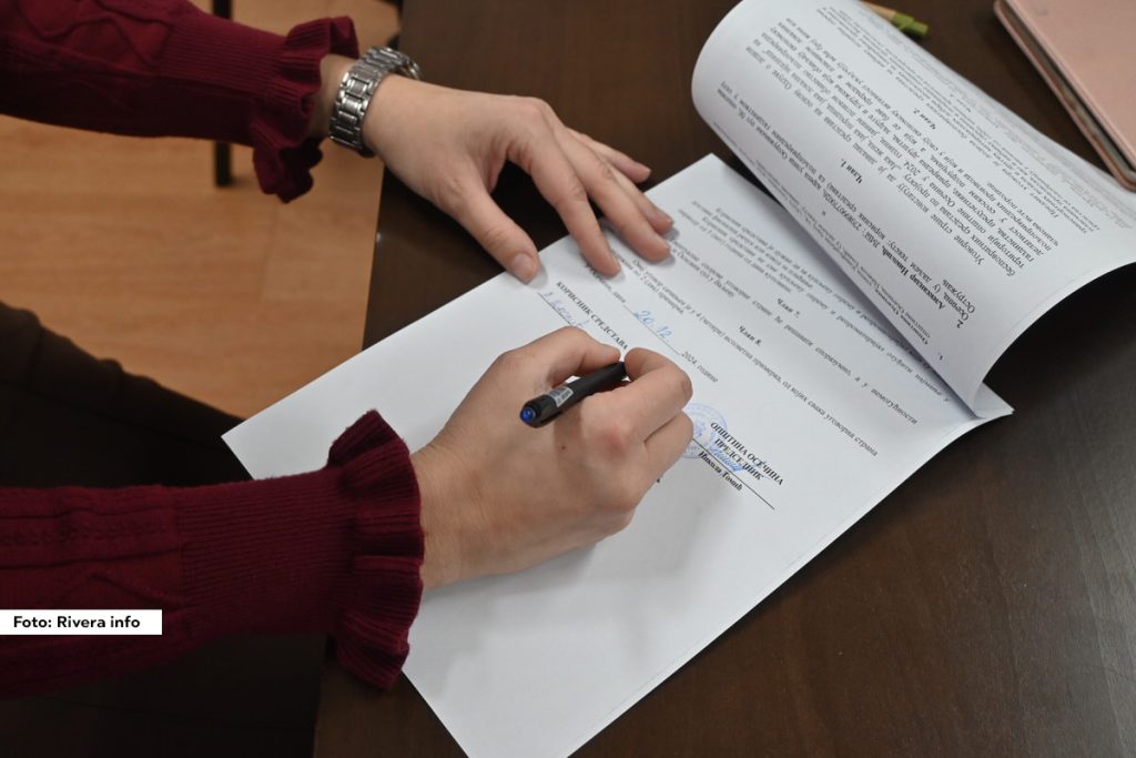 Projektom "Jaka žena, jaka porodica, jaka lokalna zajednica" kojim je opština Osečina konkurisala za bespovratna sredstva kod Ministarstva privrede, odobreno je 3.000.000,00 dinara za unapređenje primarne poljoprivredne proizvodnje.