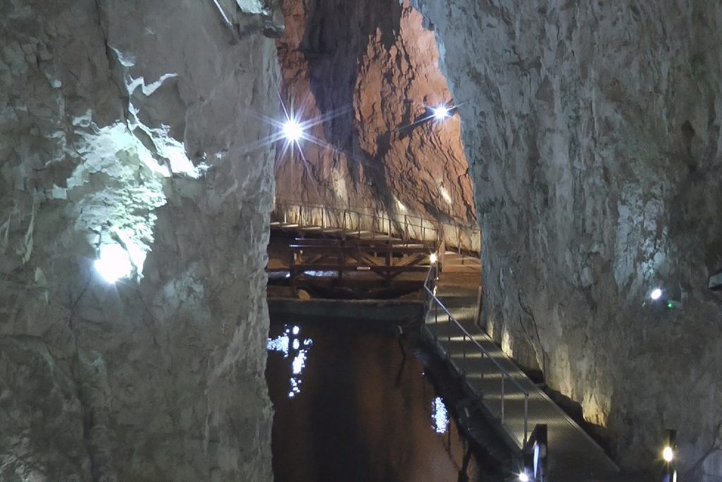 Stopica pecina Zlatibor RINA 02