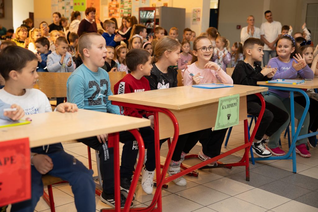 humanitarni bazar i Pazljivkova smotra Rivera info 19