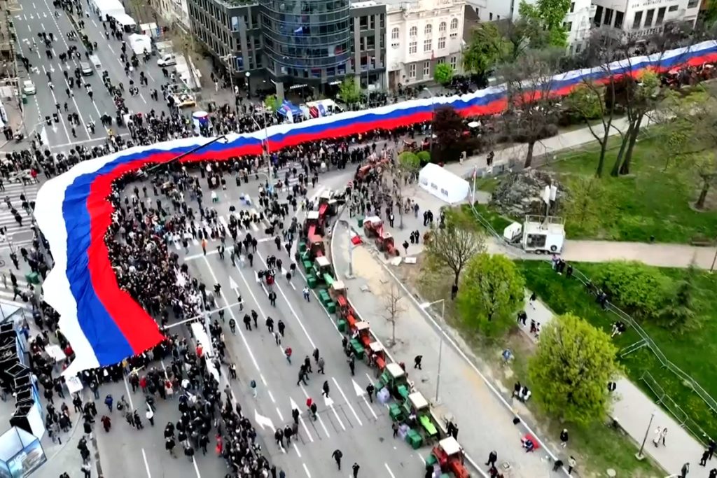 pripreme za najveci skup u Beogradu Ne damo Srbiju RINA 04