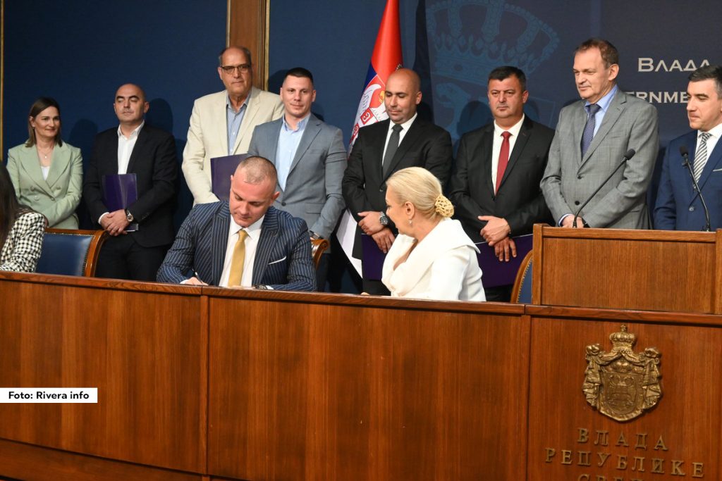 U okviru projekta planirano je da 145 jedinica lokalne samouprave dobiju bespovratna sredstva za realizaciju projekata na svojoj teritoriji, među kojima je i opština Osečina.