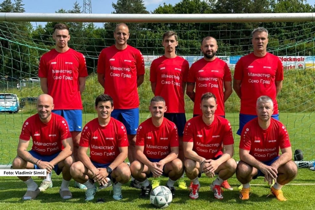 Ovaj događaj okupio je brojne ekipe iz dijaspore koje su dale svoj doprinos plemenitoj ideji. Turnir je bio više od sportskog nadmetanja, bio je simbol zajedništva, vere i solidarnosti srpskog naroda u inostranstvu. Prisutni su imali priliku da uživaju u fer igri, dobroj atmosferi i snažnom duhu zajednice.