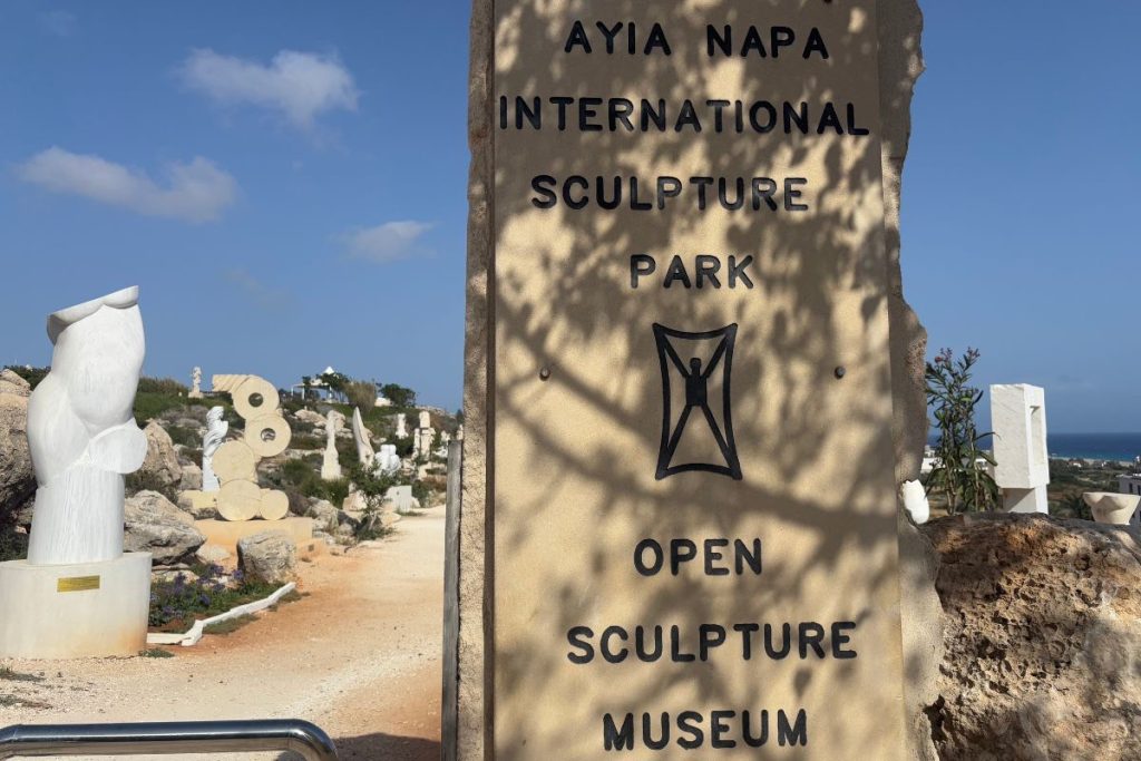 15.06.2025. park skulptura na otvorenom 4