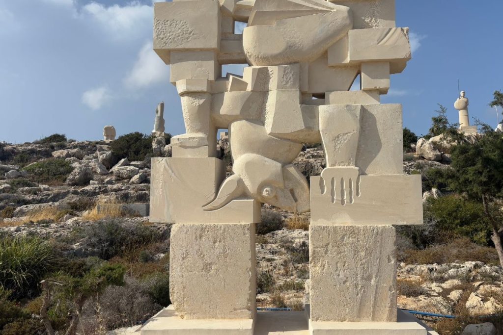 15.06.2025. park skulptura na otvorenom 5