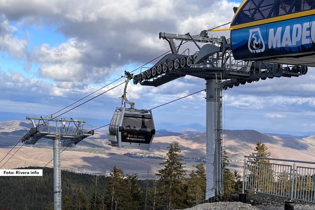 Čajetina – Najveća turistička atrakcija na Zlatiboru, Gold Gondola počela je ovu letnju sezonu i to sjajnom manifestacijom koja je održana na Međustanici, uz autentičnu umetničku postavku, bogat gastronomski program i najavu značajnih planova za razvoj ove turističke destinacije.
