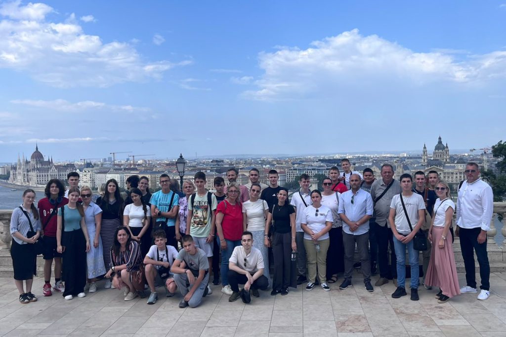 Osnovna skola Rivera info 03 1