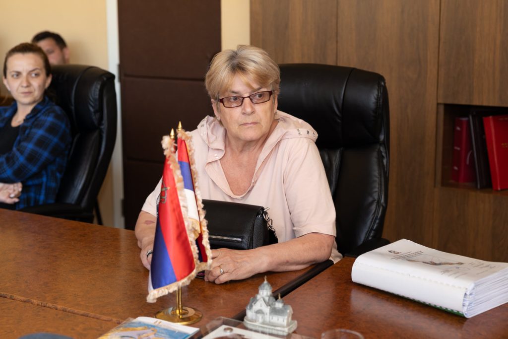 Sastanak na temu uredjenja gradske plaze u Ljuboviji 7