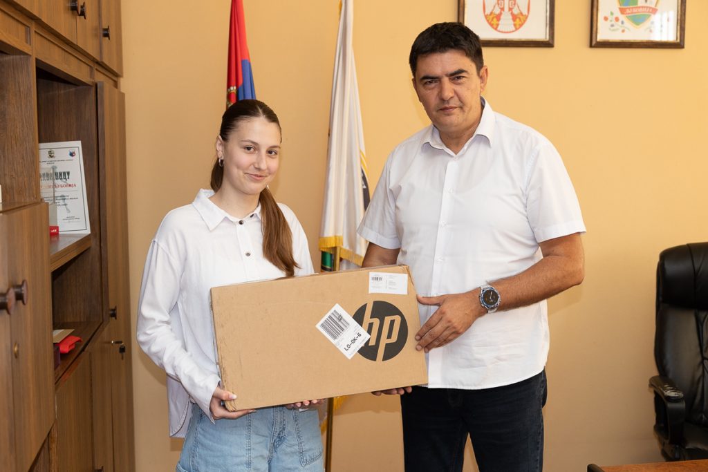 dodela nagrada vukovcima Ljubovija Rivera info 13