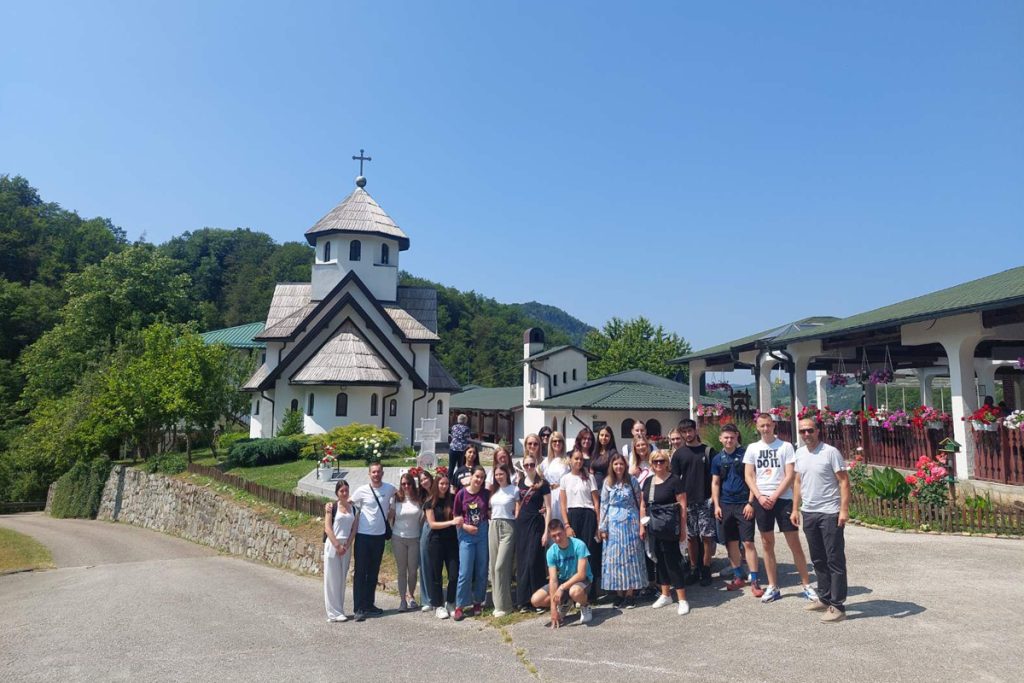 poseta ucenika iz Slovenije Ljubovija Rivera info 04