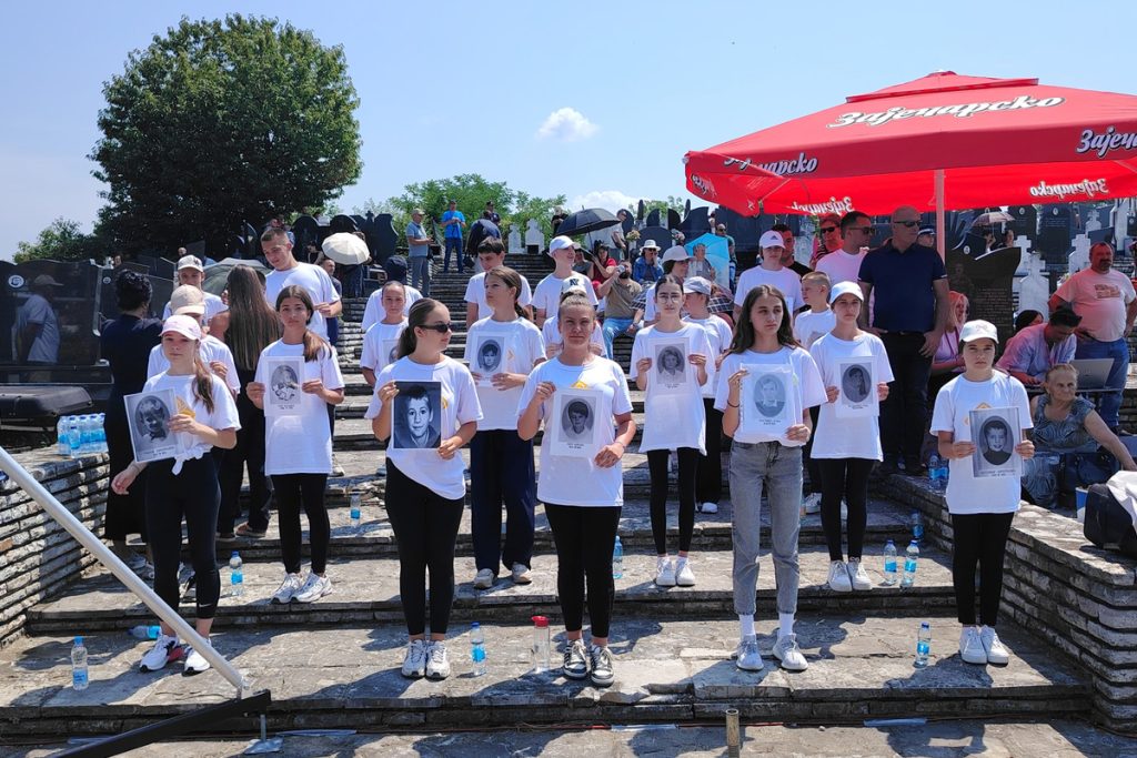 Bratunac parastos patrijarh Rivera info 01