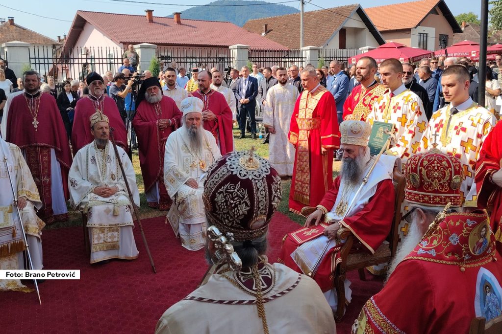 U Bratuncu je 5. jula obeležena godišnjica stradanja srpskog stanovništva tokom ratnih devedesetih na području Srebrenice, Bratunca, srednjeg Podrinja i opština regije Birač.