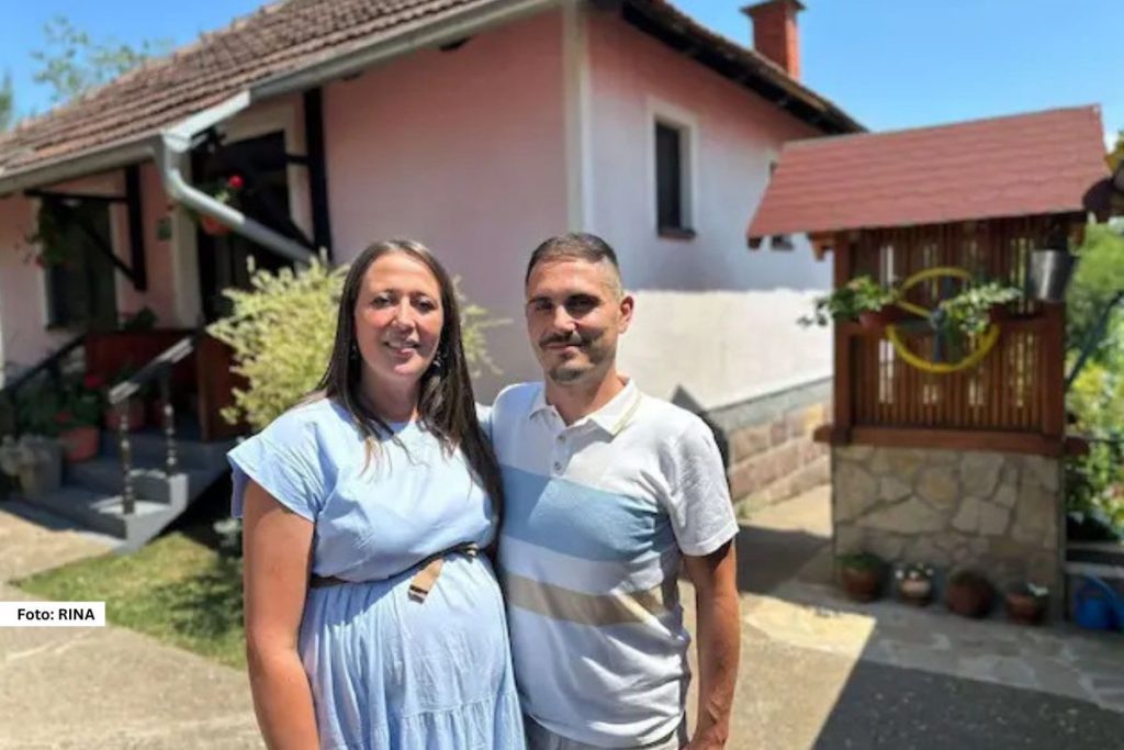 Italijan zbog ljubavi prešao u pravoslavlje i danas, pod imenom Stefan, zajedno sa svojom suprugom Dušicom vodi jedinstveno etno domaćinstvo u selu Klatičevo kod Gornjeg Milanovca.