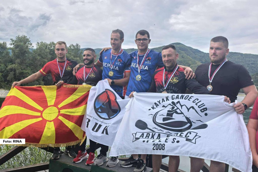 Pravi sportski spektakl upriličen je na reci Drini u Bajinoj Bašti tokom proteklog vikenda gde je održano Balkansko prvenstvo u kajaku i kanu na brzim vodama na kom je učestvovalo preko 140 takmičara iz Slovenije, Hrvatske, Bosne i Hercegovine, Srbije i Severne Makedonije gde su  takmičari iz domaćinskog kajak kanu rafting kluba "Buk" osvojili čak 11 medalja.