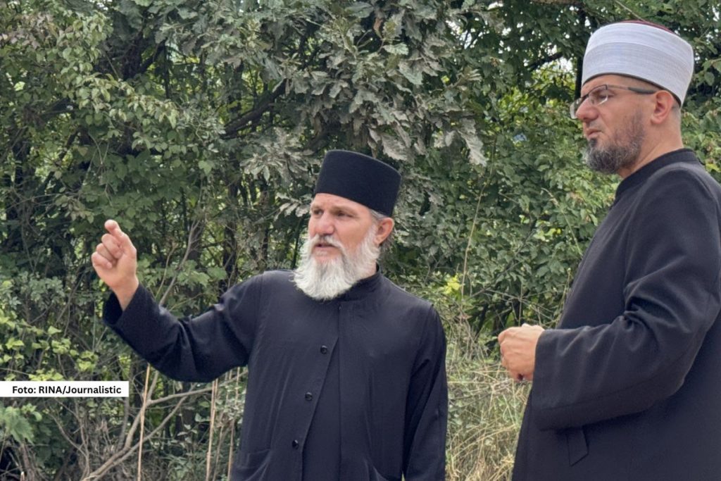 Iguman Gavrilo donirao novac za izgradnju puta do džamije