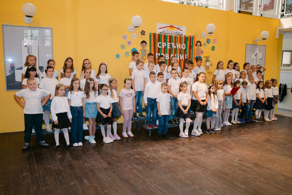 prvi dan skole u Ljuboviji Rivera info 9