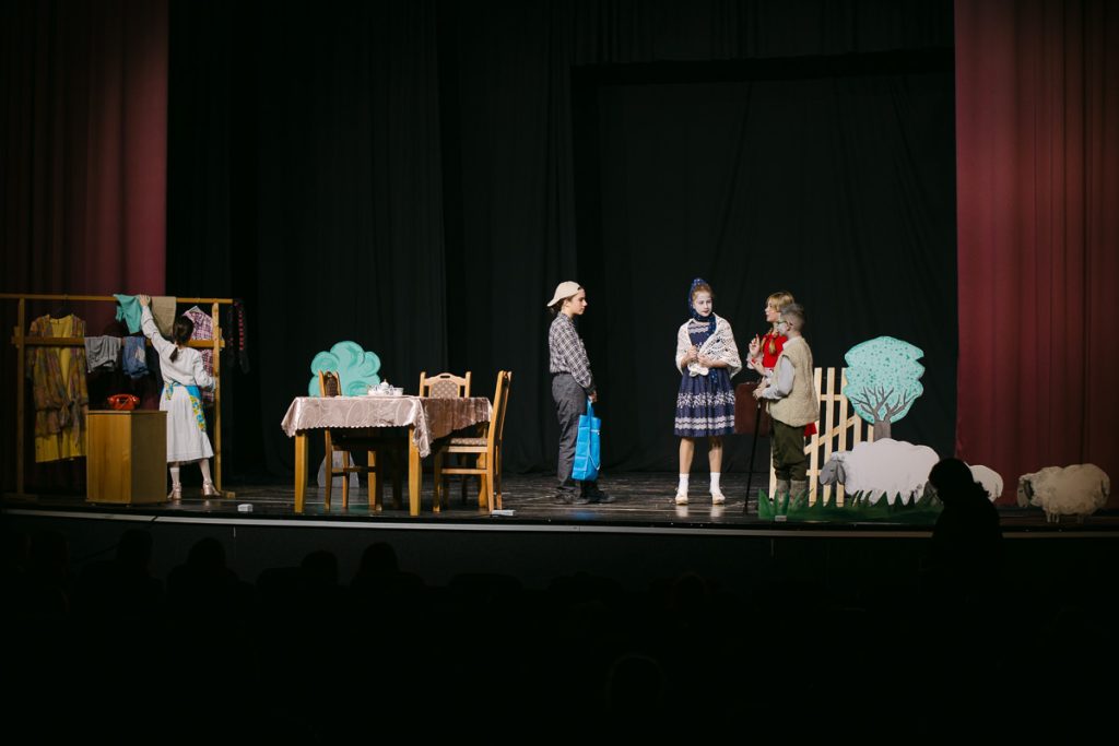 Pozorisni festival Deca za decu Nesa Nenadovic otvaranje Rivera info 35