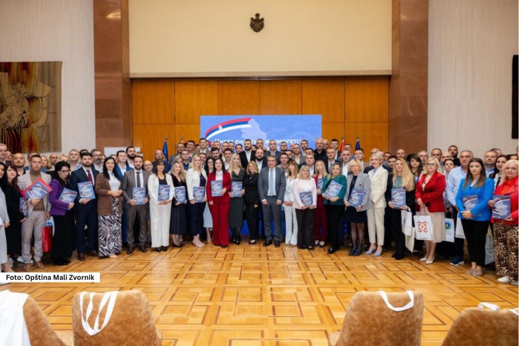 Opština Mali Zvornik i Ministarstvo rudarstva i energetike Republike Srbije potpisali su ugovor o sufinansiranju Programa energetske sanacije porodičnih kuća i stanova u 2025. godini.