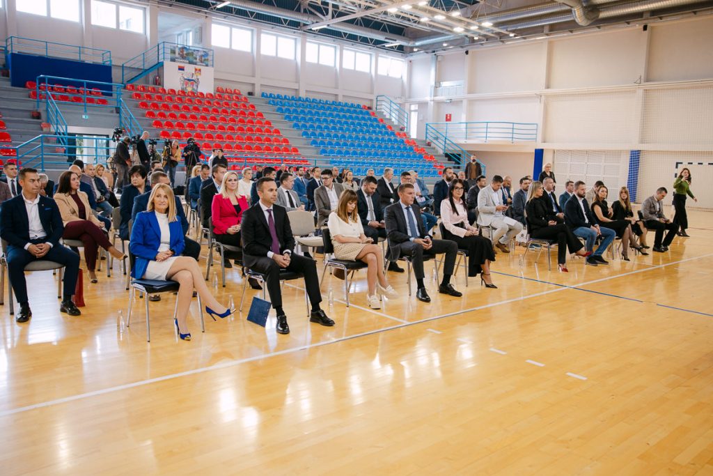 ugovor energetska sanacija javnih objekata Rivera info 17