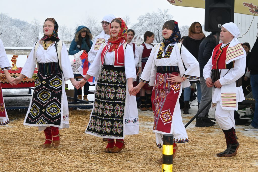 Bozicni konji 2026 1575